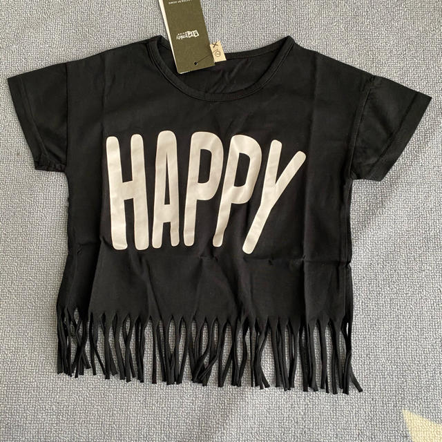 在庫処分　輸入子供服☆新品☆happy tシャツ　ブラック キッズ/ベビー/マタニティのキッズ服女の子用(90cm~)(Tシャツ/カットソー)の商品写真