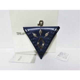 トーガ(TOGA)のTOGA VIRILIS Metal triangle coin case(コインケース/小銭入れ)