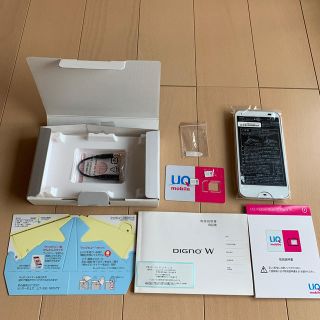 キョウセラ(京セラ)のDIGNO W（UQモバイル　未使用品）(スマートフォン本体)