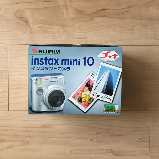 FUJI FILM INSTAX MINI10 インスタントカメラ　チェキ