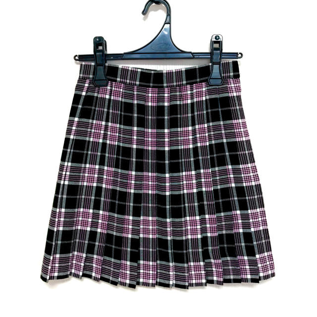 ROSE FANFAN(ローズファンファン)のROSE FANFAN  なんちゃって 制服 チェック スカート ピンク 黒 レディースのスカート(ひざ丈スカート)の商品写真