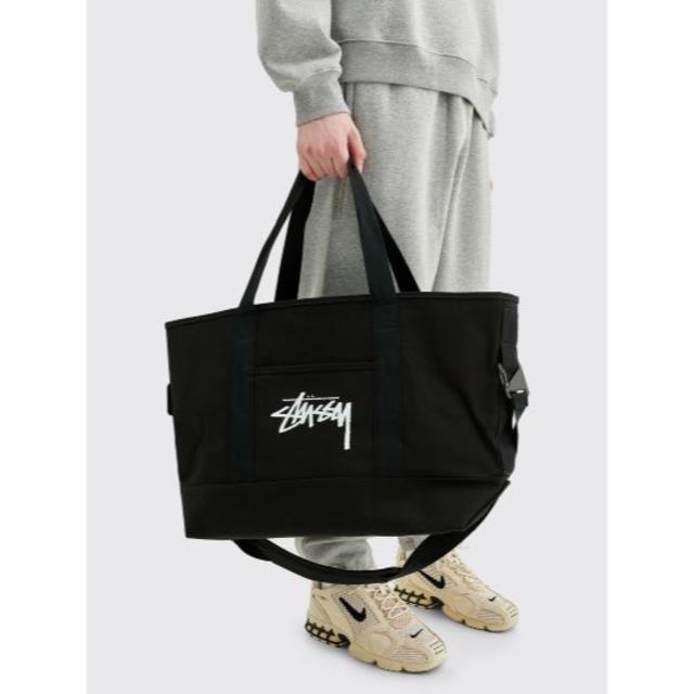 STUSSY(ステューシー)のSTUSSY NIKE U NRG BR TOTE ナイキ ステューシー コラボ メンズのバッグ(ショルダーバッグ)の商品写真