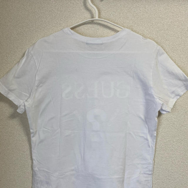 GUESS(ゲス)の【麦緑さん用】ゲス　guess　Tシャツ　ティーシャツ メンズのトップス(Tシャツ/カットソー(半袖/袖なし))の商品写真