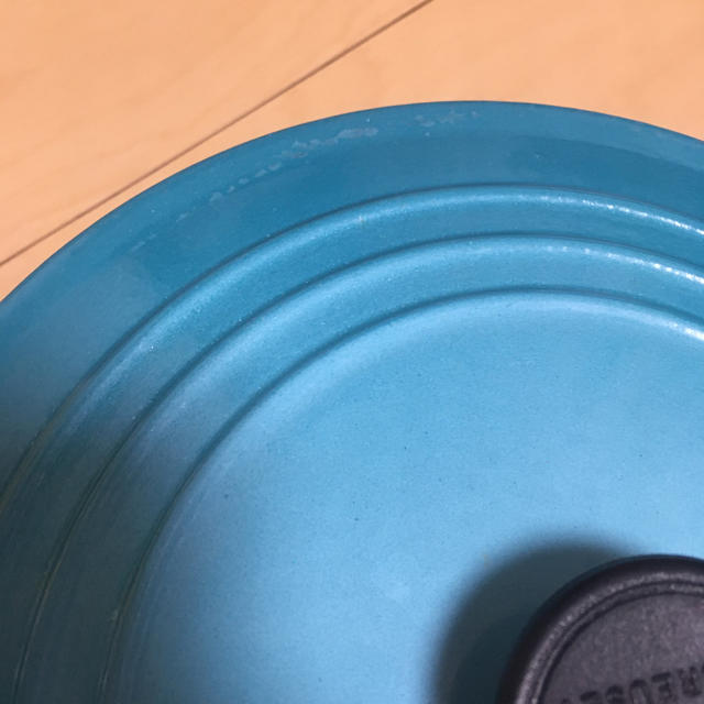 LE CREUSET(ルクルーゼ)のル・クルーゼ　鍋　22cm ココットロンド インテリア/住まい/日用品のキッチン/食器(鍋/フライパン)の商品写真