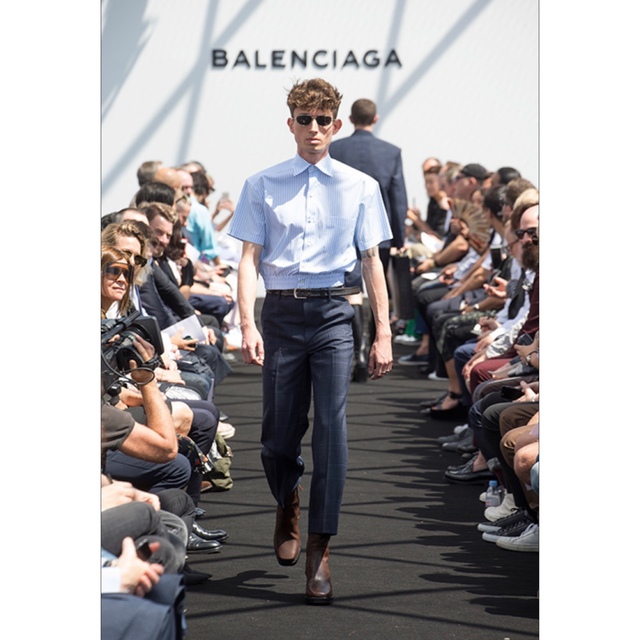 Balenciaga(バレンシアガ)のバレンシアガ　半袖シャツ ショート丈 メンズのトップス(シャツ)の商品写真