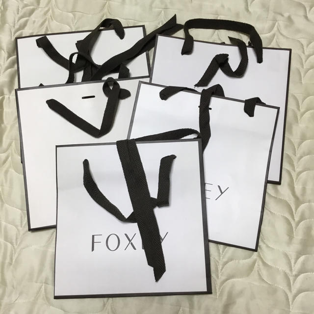 FOXEY(フォクシー)のFOXEY    フォクシー   ショッパー　5枚セット レディースのバッグ(ショップ袋)の商品写真