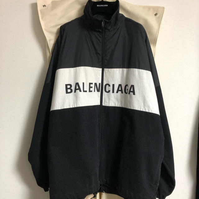 極美品！BALENCIAGA バレンシアガ　ノーカラージャケット