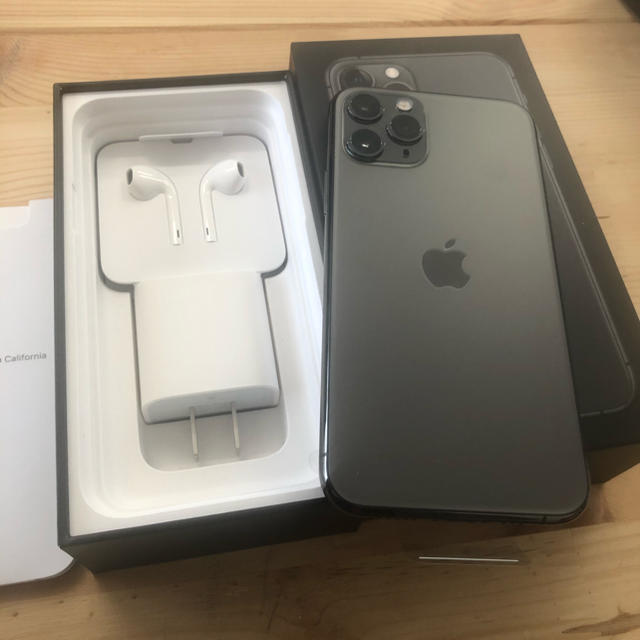 Apple(アップル)のiphone 11 pro 64Gb スマホ/家電/カメラのスマートフォン/携帯電話(スマートフォン本体)の商品写真