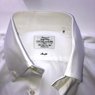 ユナイテッドアローズ(UNITED ARROWS)のユナイテッドアローズ　ボタンダウンホワイトシャツ(シャツ)