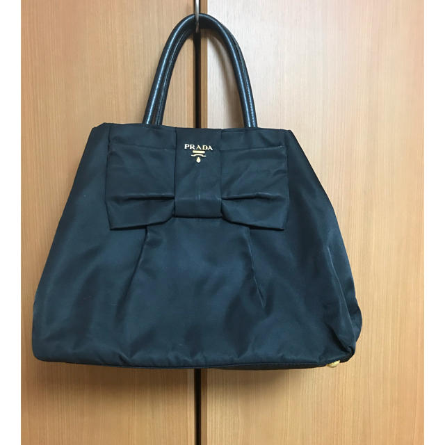 PRADA リボンバッグ \半額SALE/ www.gold-and-wood.com