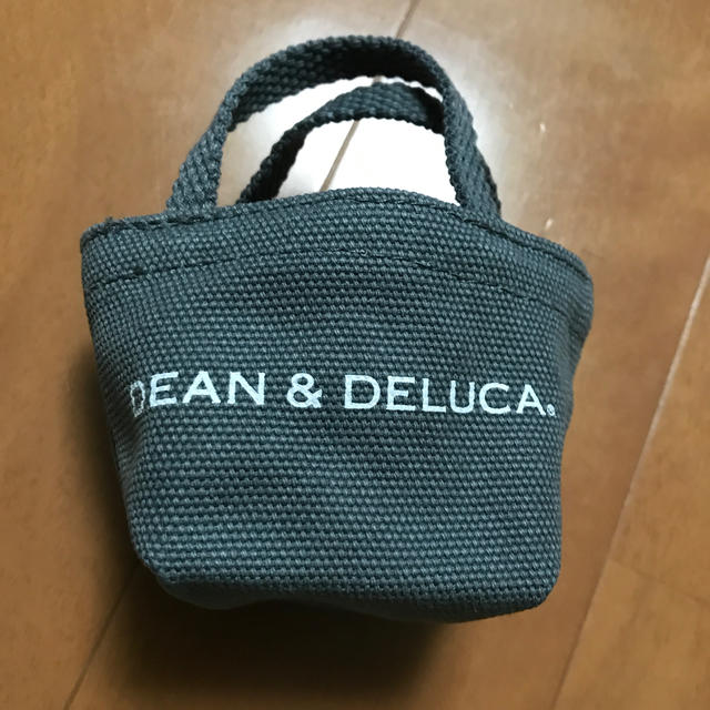 DEAN & DELUCA(ディーンアンドデルーカ)のDＥAＮ&DＥＬUC Aちっちゃなバック レディースのバッグ(ハンドバッグ)の商品写真