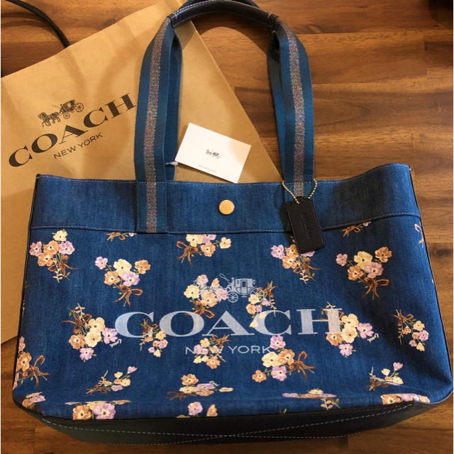 【2020年春新作☆COACH】新品　トートバッグ　花柄58300円カラー