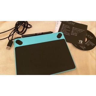 ワコム(Wacom)のWacom Intous(PC周辺機器)