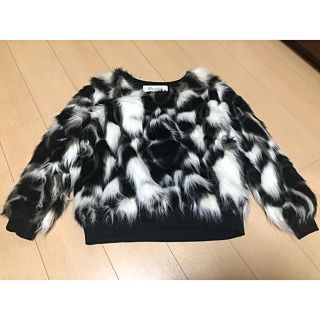 アゴストショップ(AGOSTO SHOP)のAGOST フェイクファー　トップス(トレーナー/スウェット)