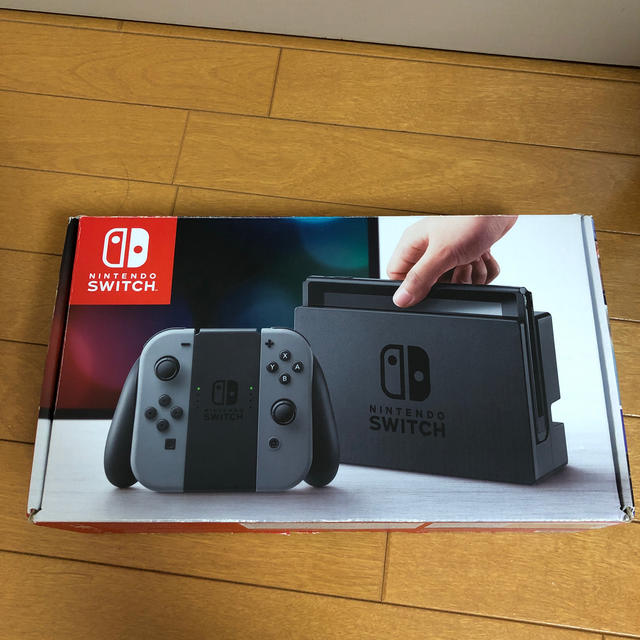 任天堂　Switch家庭用ゲーム機本体