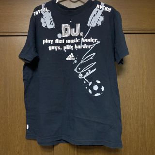 アディダス(adidas)のadidas Tシャツ(Tシャツ/カットソー(半袖/袖なし))