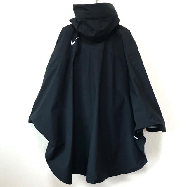 M相当 新品 NikeLab ACG 3in1 GORE-TEX ポンチョ 黒 M相当 新品 NikeLab ACG 3in1 GORE-TEX ポンチョ 黒