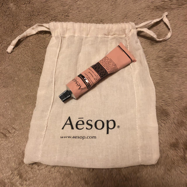 Aesop(イソップ)のAesop ハンドクリーム　袋付き コスメ/美容のボディケア(ハンドクリーム)の商品写真