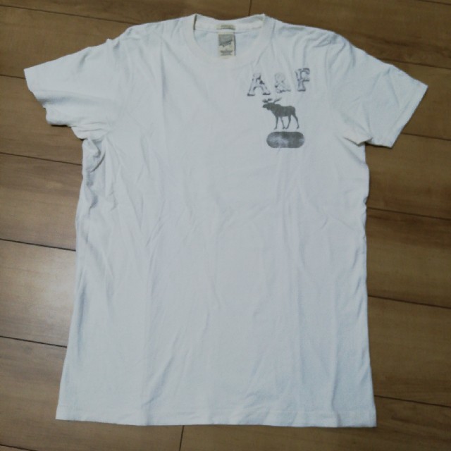 Abercrombie&Fitch(アバクロンビーアンドフィッチ)のアバクロ   白Tシャツ メンズのトップス(Tシャツ/カットソー(半袖/袖なし))の商品写真