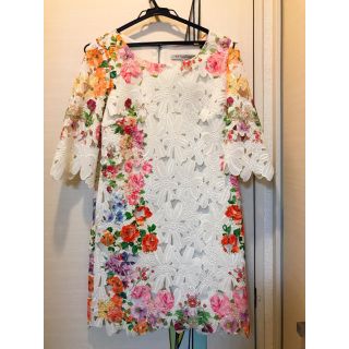 ザラ(ZARA)のレースに花柄プリント　ワンピース(ひざ丈ワンピース)