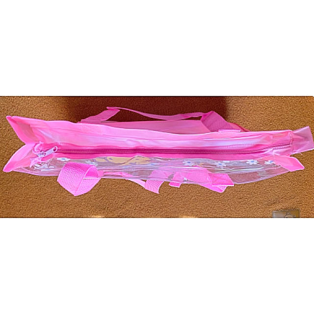 くまのプーさん(クマノプーサン)のくまのプーさん　プールバッグ　ピンク　水色　花 レディースのバッグ(トートバッグ)の商品写真