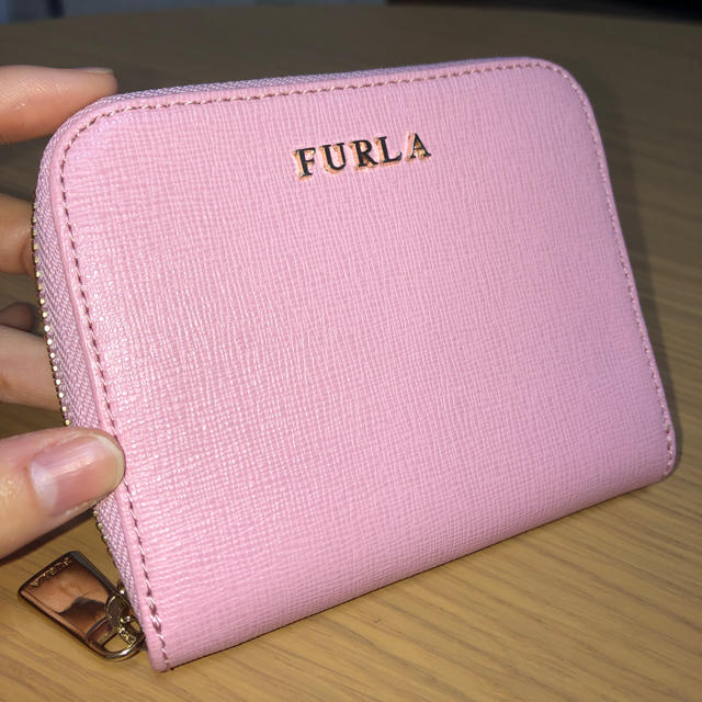 FURLA 二つ折り 財布 美品 | フリマアプリ ラクマ