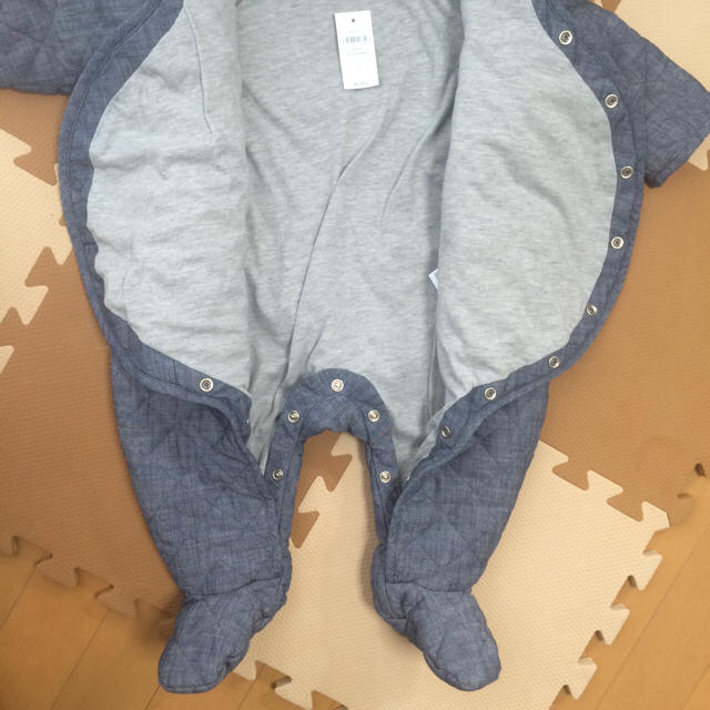 babyGAP(ベビーギャップ)のベビーギャップ★デニム地カバーオール キッズ/ベビー/マタニティのベビー服(~85cm)(カバーオール)の商品写真