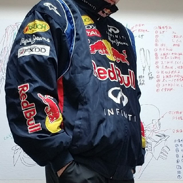 Red Bull レーシングジャケットの通販 by ぽんちゃん's shop|ラクマ