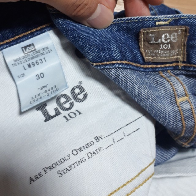 Lee(リー)のLee / リー 101 限定品 テーパード セルビッチデニム　黄耳　クラボウ メンズのパンツ(デニム/ジーンズ)の商品写真