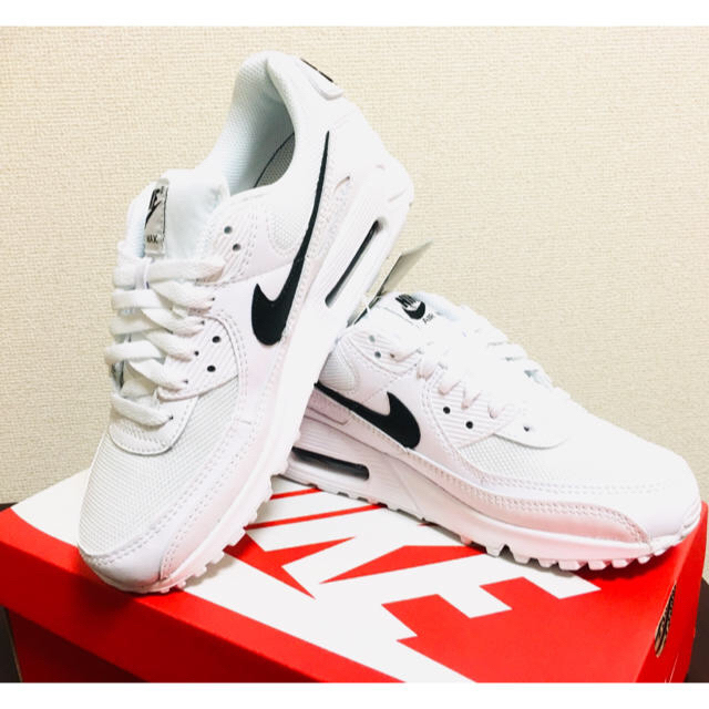 ⭐︎新品未使用⭐︎【NIKE/ ナイキ】ウィメンズエアマックス90  24cm