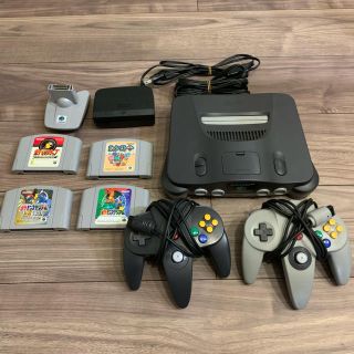 ニンテンドウ64(NINTENDO 64)の激安❗️ニンテンドー64＋ソフト4本(家庭用ゲーム機本体)