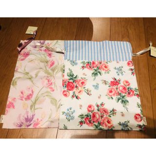 ローラアシュレイ(LAURA ASHLEY)の【新品・未使用】2点セット　LAURA ASHLEY /ローラ・アシュレイ　巾着(ポーチ)