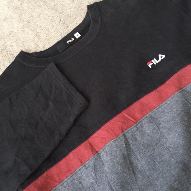 FILA(フィラ)のFILA 三色ライン スウェット メンズのトップス(スウェット)の商品写真