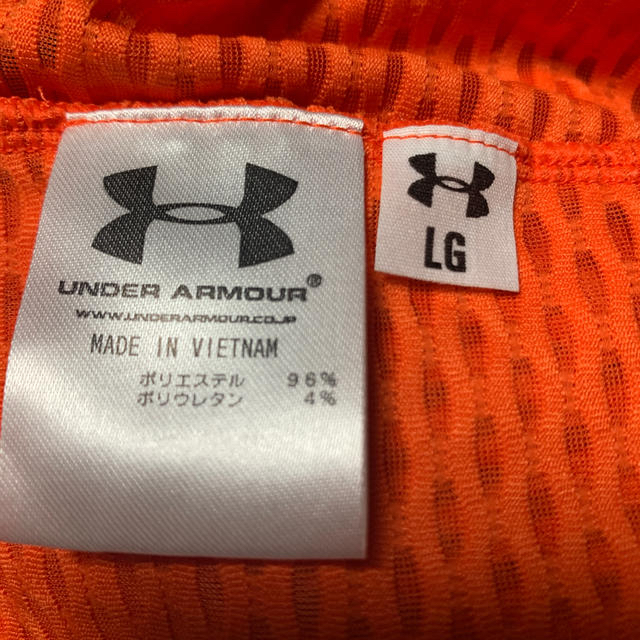 UNDER ARMOUR(アンダーアーマー)のアンダーアーマー　レディースメッシュトップス レディースのトップス(Tシャツ(半袖/袖なし))の商品写真