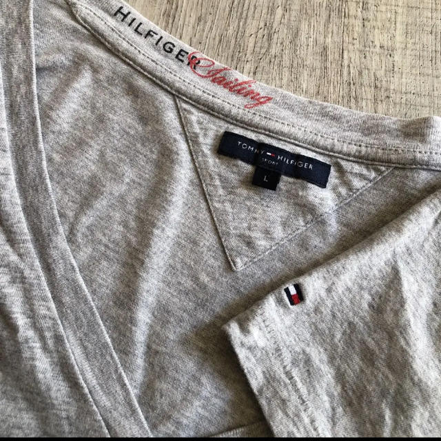 TOMMY HILFIGER(トミーヒルフィガー)のトミーヒルフィガー Tシャツ レディースのトップス(Tシャツ(半袖/袖なし))の商品写真