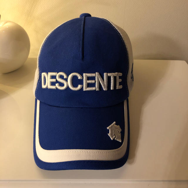 DESCENTE(デサント)のデサントgolfキャップ スポーツ/アウトドアのゴルフ(その他)の商品写真