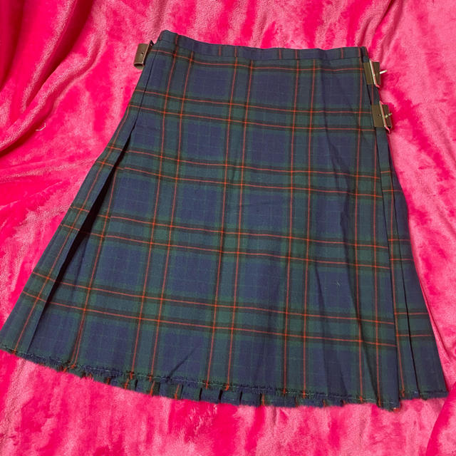 Vivienne Westwood(ヴィヴィアンウエストウッド)の【再値下げ中】Vivienne Westwood スカート レディースのスカート(ひざ丈スカート)の商品写真