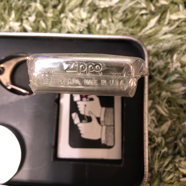 ZIPPO(ジッポー)のzippo  limited Edition シルバー　特別限定品 メンズのファッション小物(タバコグッズ)の商品写真