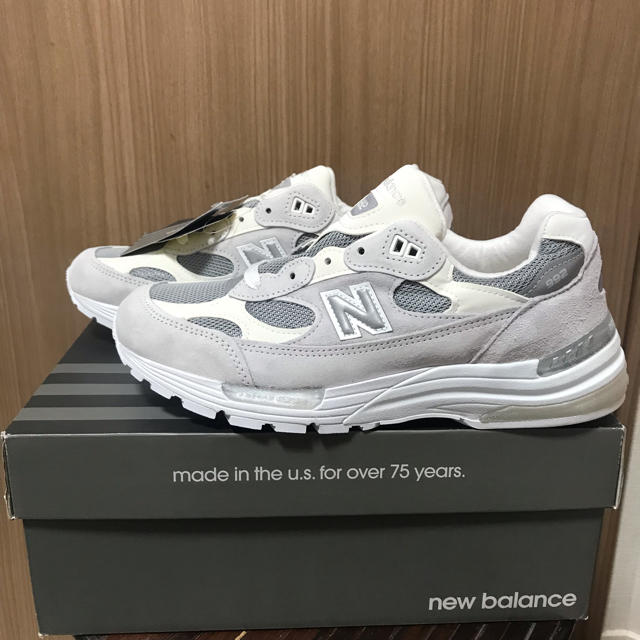 26.5 New Balance M 992 NC