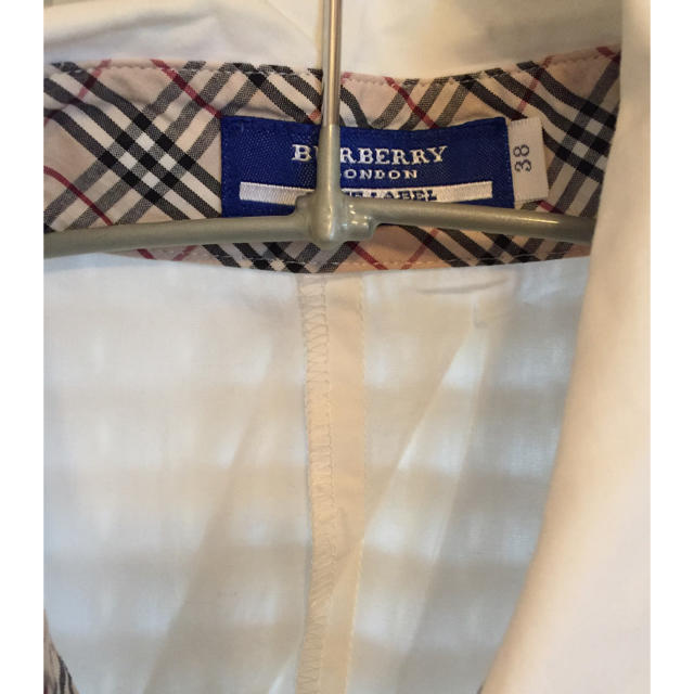 BURBERRY BLUE LABEL(バーバリーブルーレーベル)のキャミスル様専用 バーバリーブルーレーベル シャツ レディースのトップス(シャツ/ブラウス(長袖/七分))の商品写真