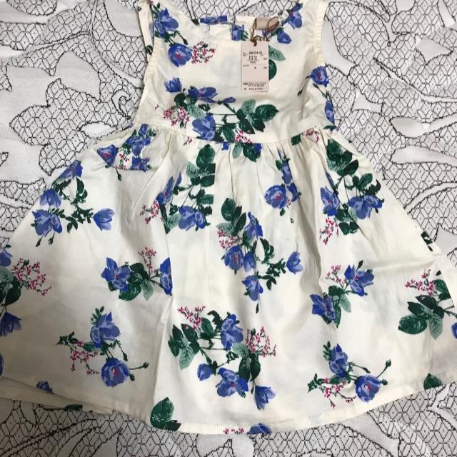 petit main(プティマイン)のpetit main 花柄ワンピース キッズ/ベビー/マタニティのキッズ服女の子用(90cm~)(ワンピース)の商品写真