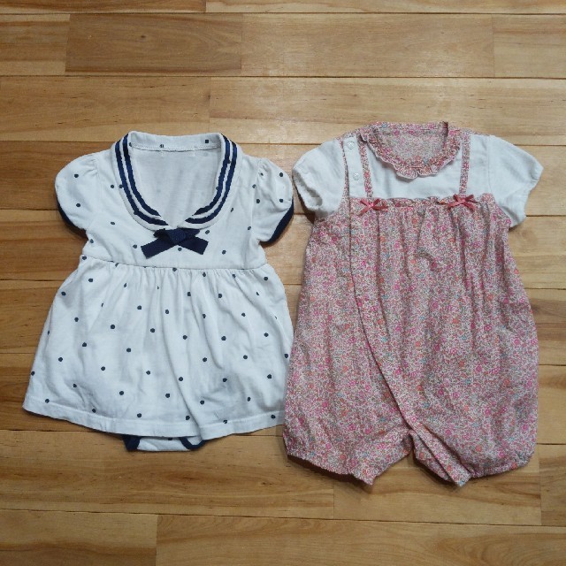 babyGAP(ベビーギャップ)の3-6M/70cm 女の子用夏服　まとめ売り キッズ/ベビー/マタニティのベビー服(~85cm)(ロンパース)の商品写真