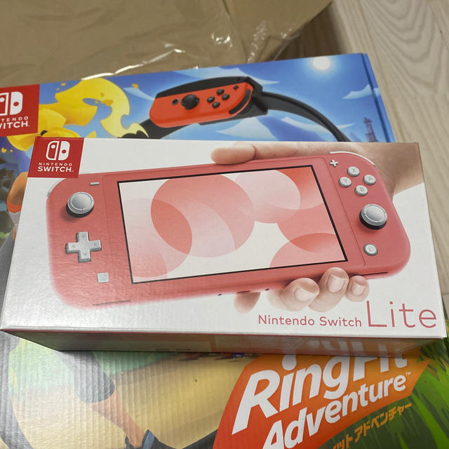 switch lite コーラル