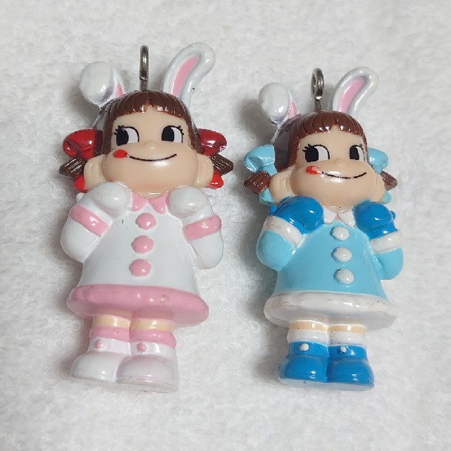 不二家(フジヤ)のペコちゃん＆ポコちゃん・キーホルダーチャームセット エンタメ/ホビーのアニメグッズ(キーホルダー)の商品写真