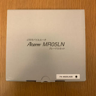 エヌイーシー(NEC)のSIMフリーモバイルルーター Aterm MR05LN クレードルセット(その他)