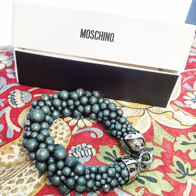 MOSCHINO(モスキーノ)のMOSCHINO アーティスティックなブレスレット★シック★Chic レディースのアクセサリー(ブレスレット/バングル)の商品写真