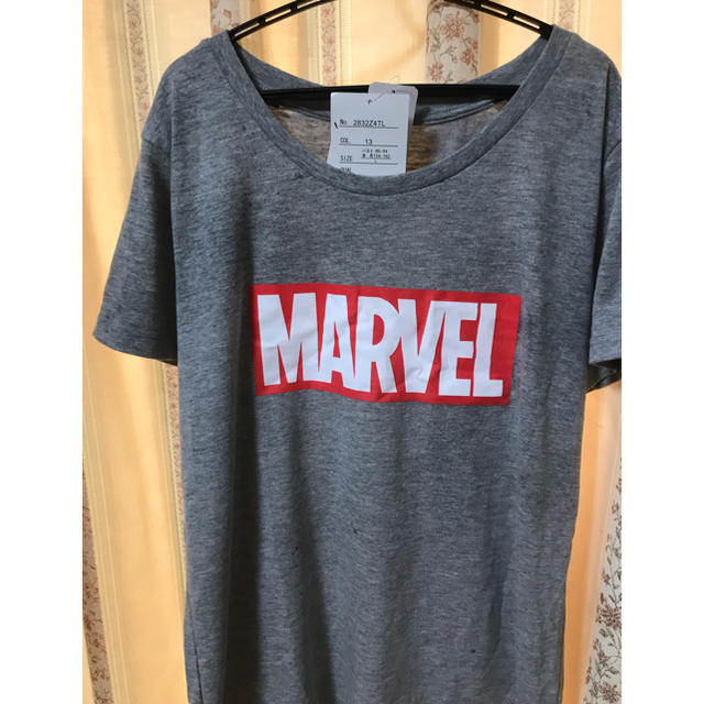 MARVEL(マーベル)のMARVEL  Tシャツ　新品　L レディースのトップス(Tシャツ(半袖/袖なし))の商品写真