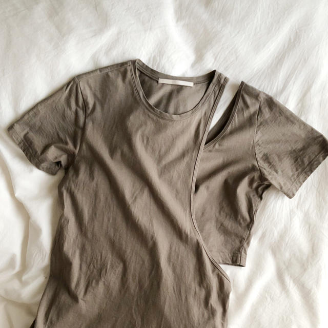 TODAYFUL(トゥデイフル)のlittele suzie アシンメトリーレイヤード Tシャツ レディースのトップス(Tシャツ(半袖/袖なし))の商品写真