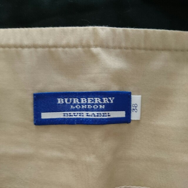 BURBERRY(バーバリー)のBURBERRYスカート レディースのスカート(ひざ丈スカート)の商品写真