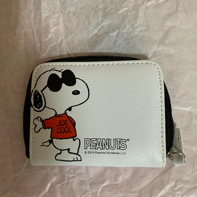 SNOOPY(スヌーピー)のSNOOPY パスケース　 レディースのファッション小物(パスケース/IDカードホルダー)の商品写真